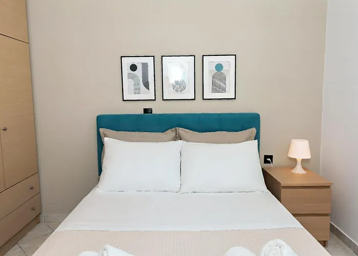 Dioni Apartments