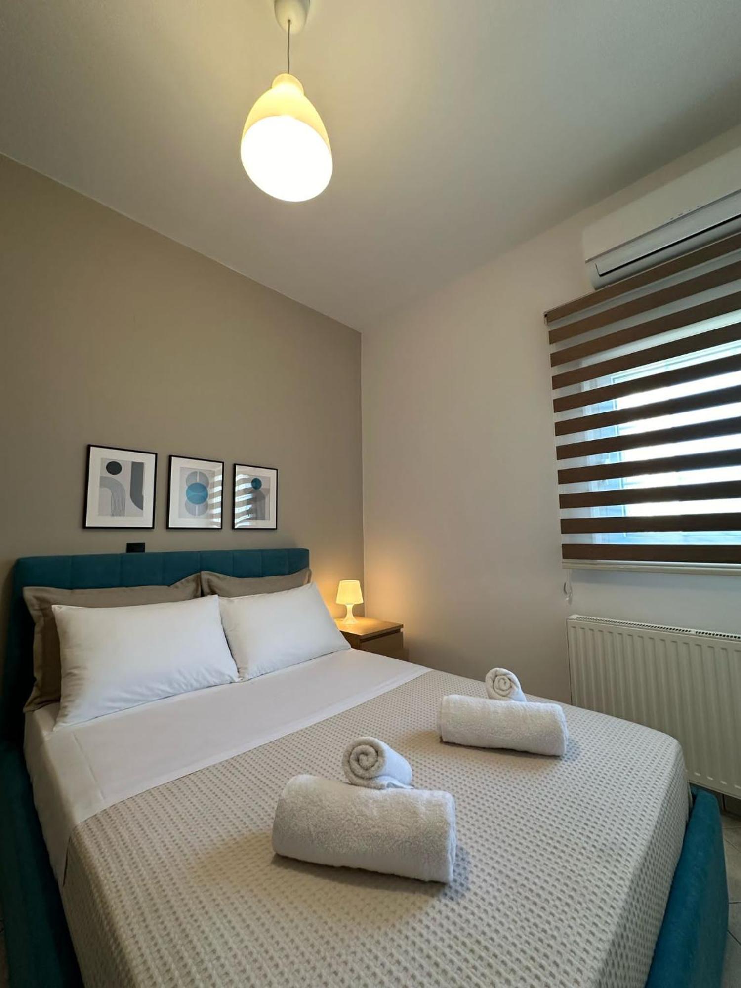 Dioni Apartment *