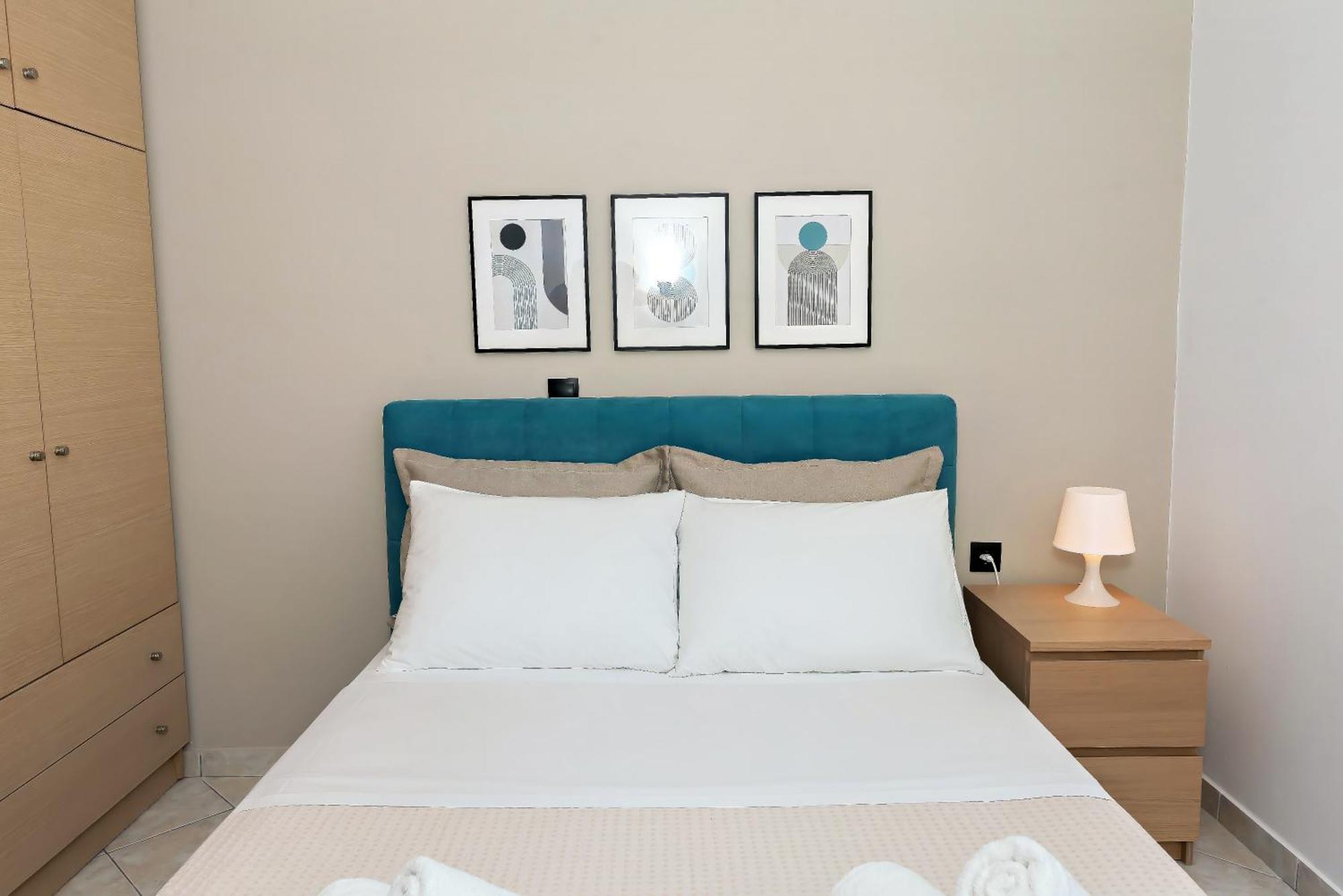 Apartment Dioni *